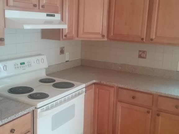 4th image of 10 School St Floor 2