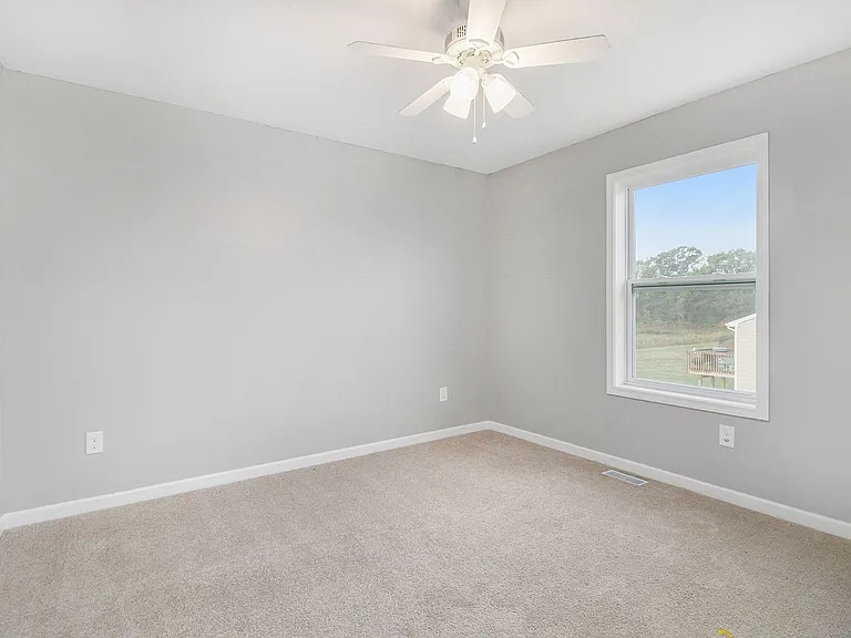 59106 Silvergrass Dr — Photo 17
