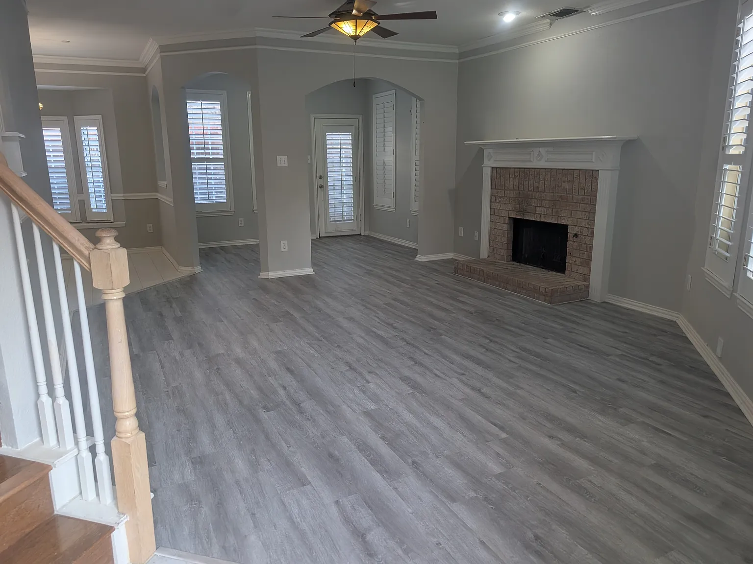 3 bed, 2.5 bath, 1887 sqft, $2,450 — Photo 2