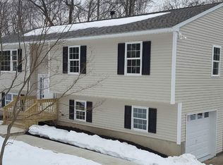 21 Kirkwood Rd, Mahopac, NY 10541