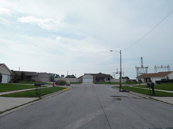4th image of 1301 Southfield Dr
