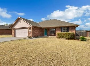 563 Adams Ave NW, Piedmont, OK 73078