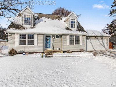 858 Alpine Dr, Brighton, MI, 48116