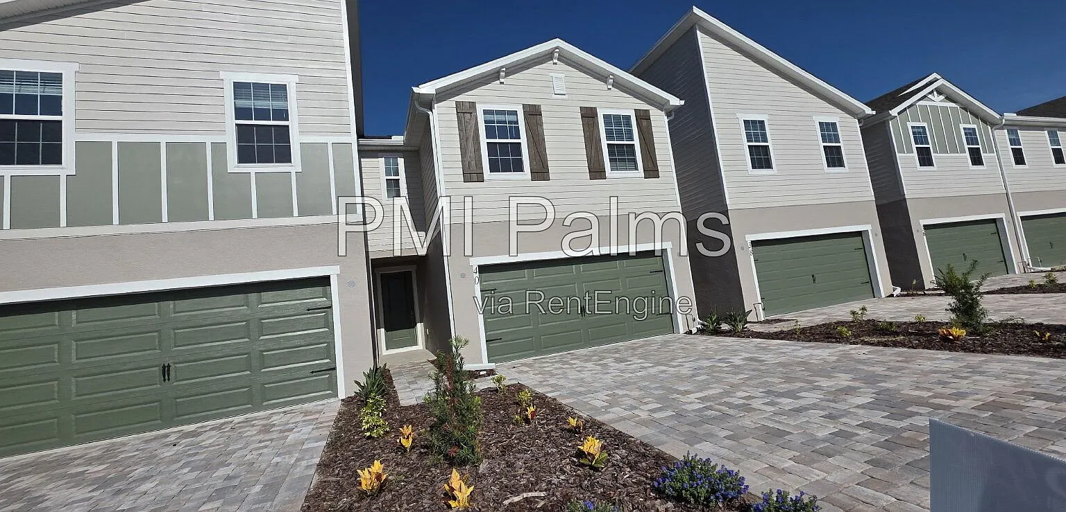 3 bed, 2.5 bath, 2213 sqft, $2,650 — Photo 1