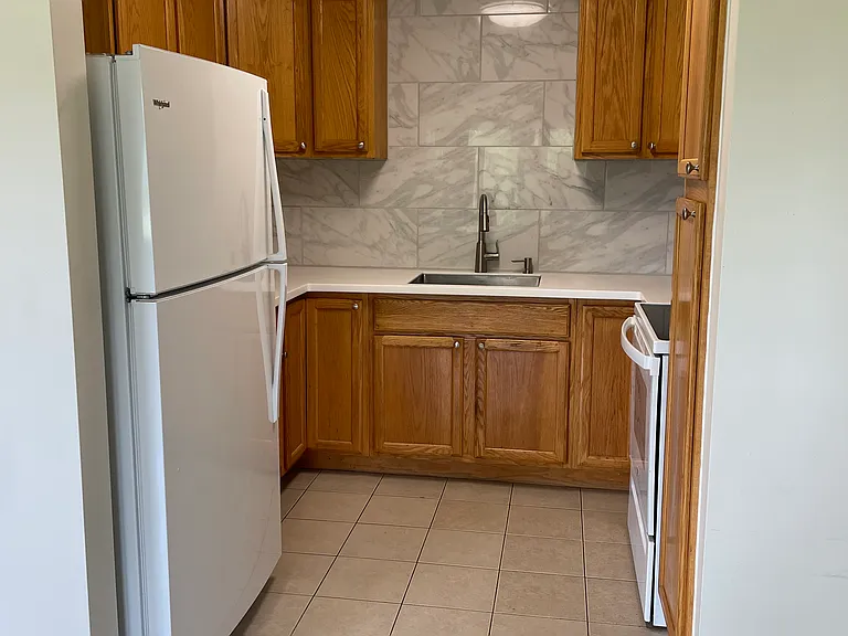 43 Boyd Dr — Photo 4