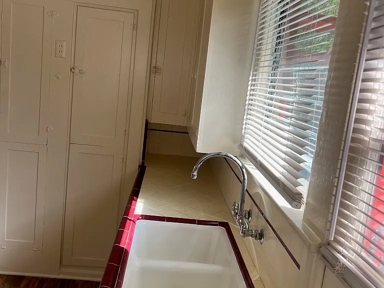 531 Olive St — Photo 4