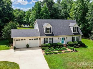 714 Morrison Farm Rd, Troutman, NC 28166
