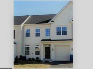 302 Quinton Oaks Cir, Stephens City, VA 22655