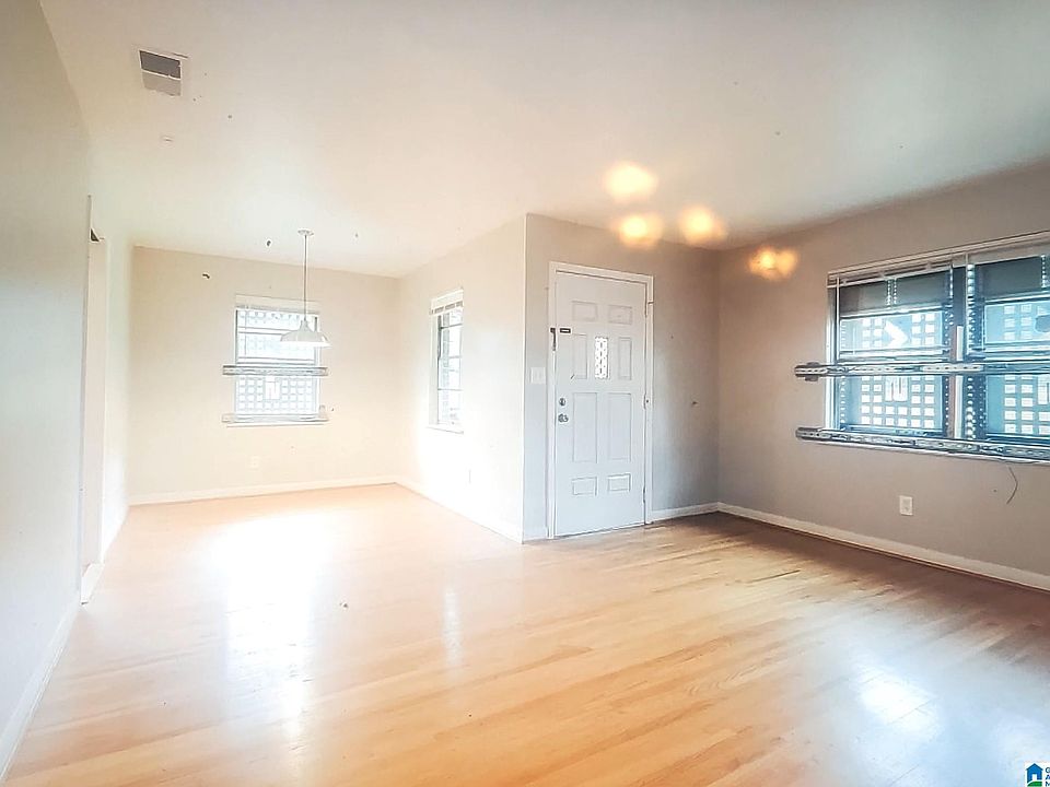 2nd image of 4801 Main St