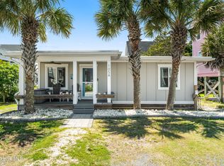 105a High Point Avenue, Surf City, NC 28445