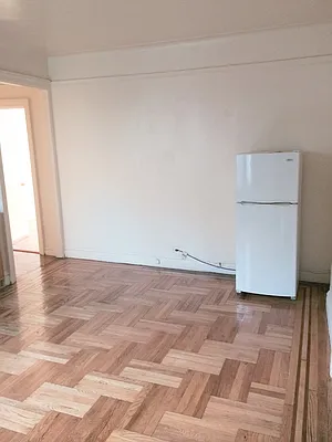 Rented by Uptown Flats LLC | media 12