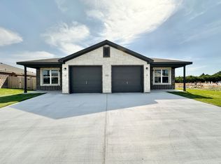 230 Dolphin Dr #B, Temple, TX 76501