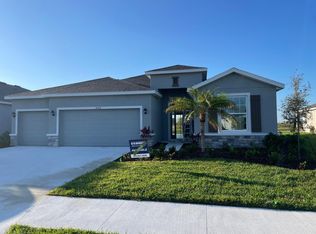 16618 Barnwood Pl, Lakewood Ranch, FL 34211