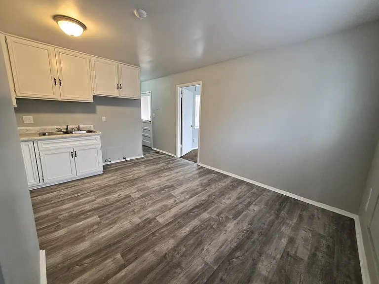 3525 Luewan Ct — Photo 7