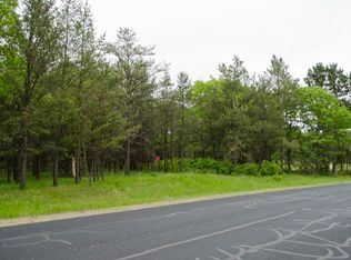 240 Penhurst Way, Nekoosa, WI 54457
