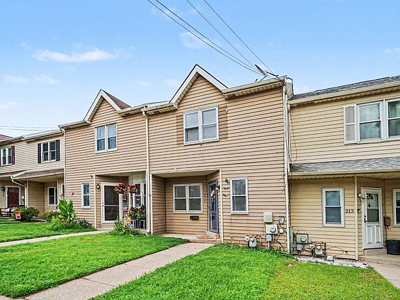3rd image of 215 Coates St