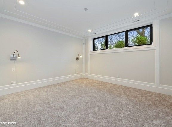 4th image of 1632 N Orchard St #101