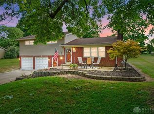 2472 Erter Dr, Springfield, OH 45503