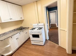 65 N Lake Ave APT 3, Albany, NY 12206