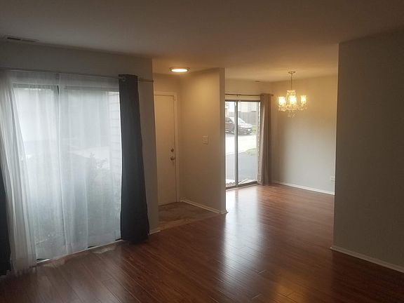 3rd image of 1740 Whidden Ave