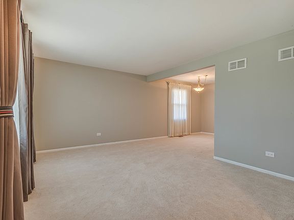 3rd image of 8833 167th Pl