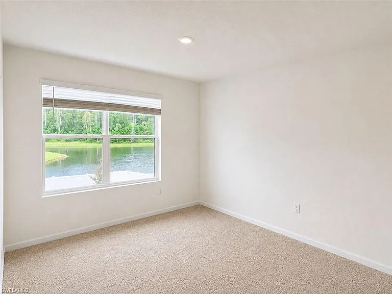 2736 Dumont Ln — Photo 13