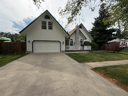 2425 Aspen Way Photo 1