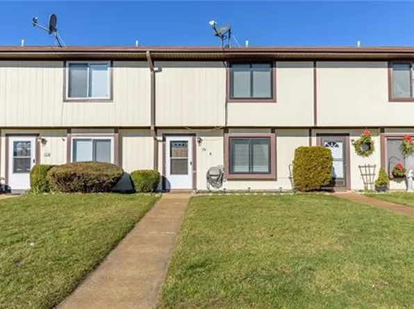 79 Greenwood Loop Rd, Brick, NJ 08724