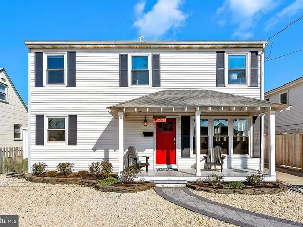 327 N 4th St, Surf City, NJ 08008