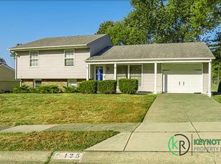 125 Teakwood Ln, Springboro, OH 45066