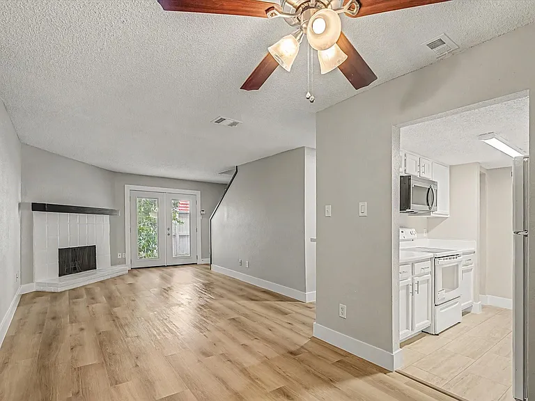 9552 Windswept Ln #9552 — Photo 9