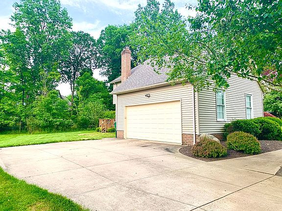 5th image of 4447 Eastwicke Blvd
