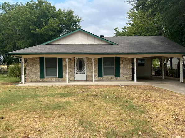814 W Bridge St, Granbury, TX 76048
