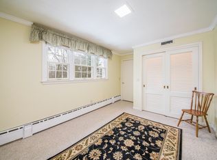 153 Englewood Rd, Longmeadow, MA 01106