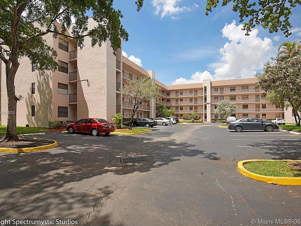 1st image of 10120 Sunrise Lakes Blvd APT 203