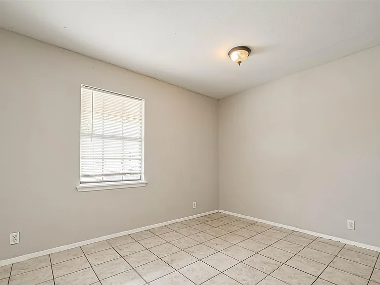 8430 Round Rock Dr #1 — Photo 21