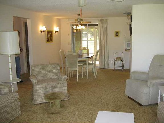 5th image of 171 Sylvania Ave