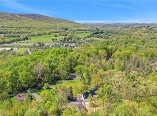 2796 Lucas Tpke, Accord, NY 12404