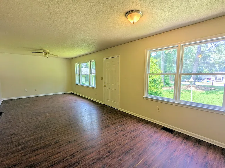 3604 Bolfair Dr NW — Photo 3