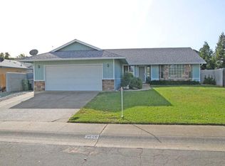 3559 Lake Forest Dr, Redding, CA 96003