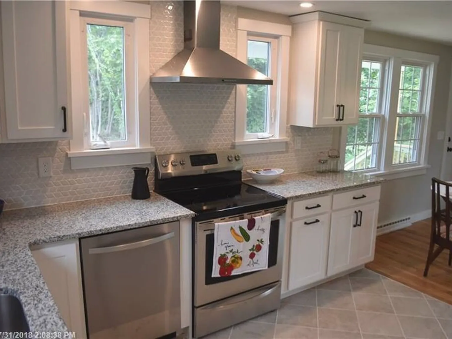 2 bed, 912 sqft, $2,800 — Photo 3
