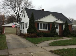 1257 Ridgedale Ct, Green Bay, WI 54304