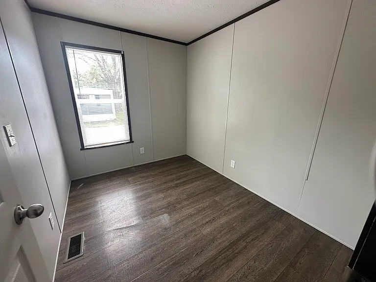 2088 E Empire Ave #208 — Photo 7