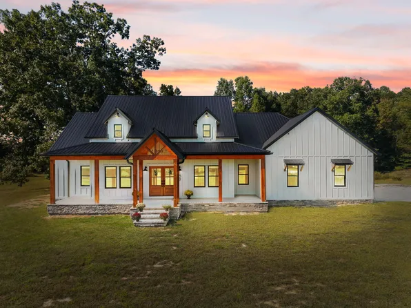 189 Katie Ln, Clay City, KY 40312