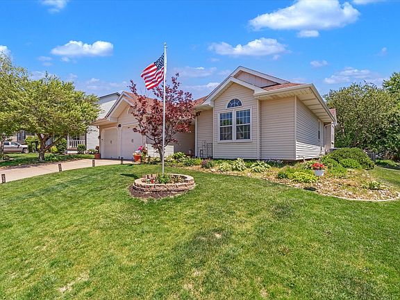 2nd image of 4319 Regency Pl