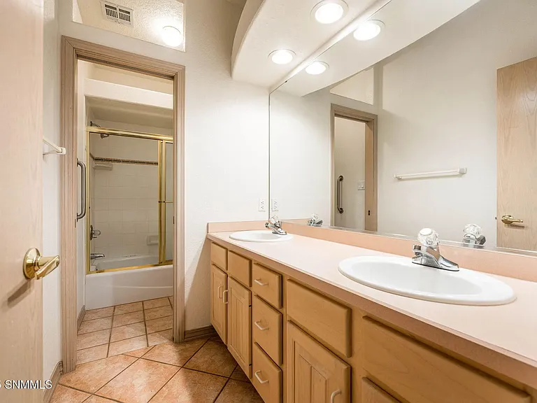 4406 Echo Canyon Rd — Photo 19