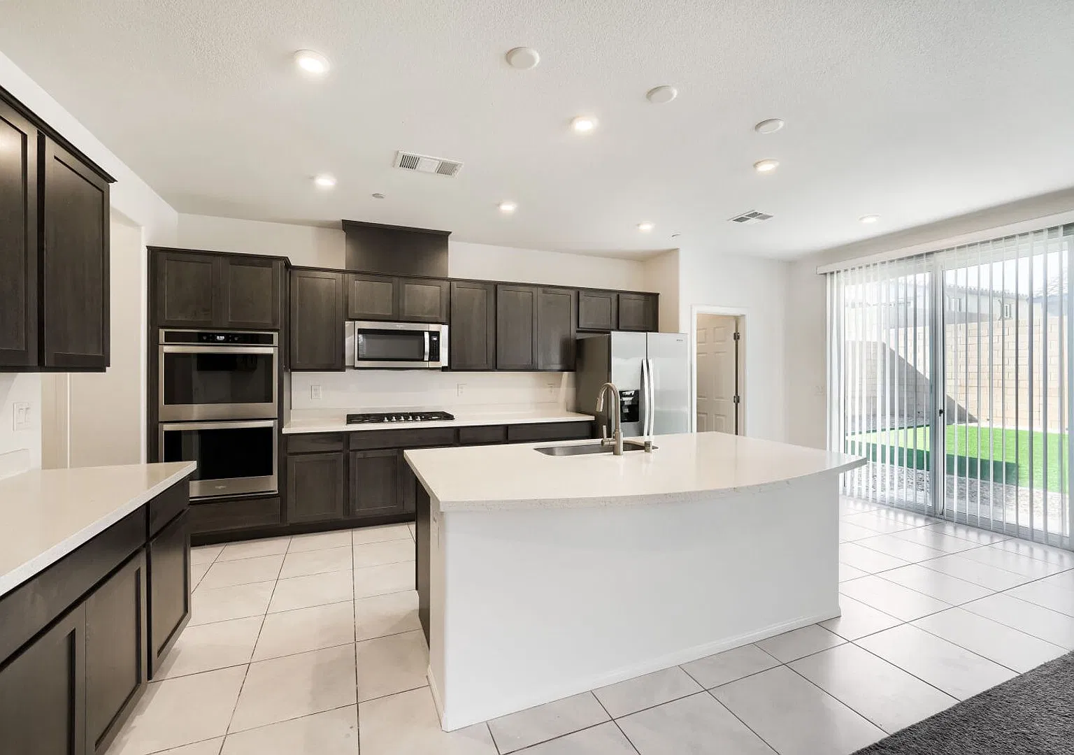 Skye Hills - Gated Community — Photo 3