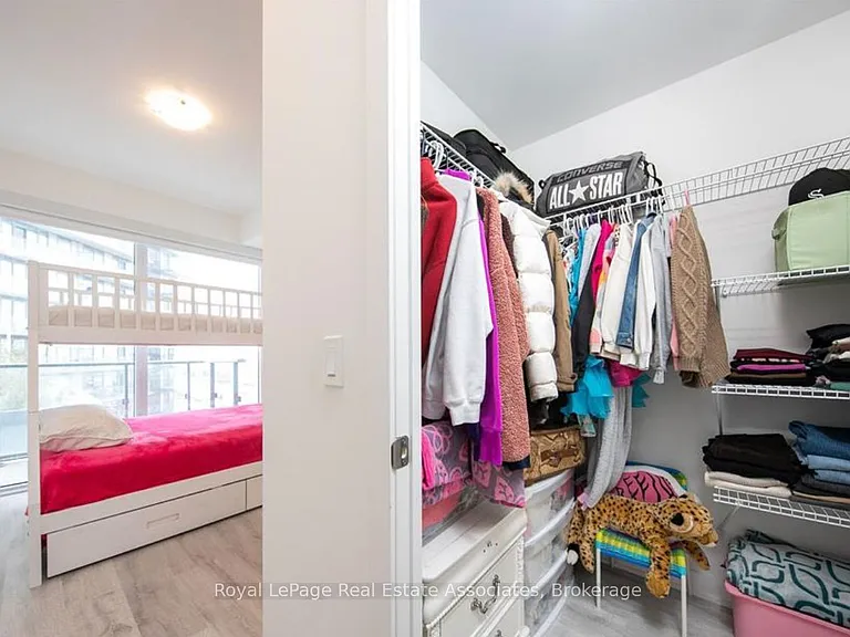4675 Metcalfe Ave #606 — Photo 16