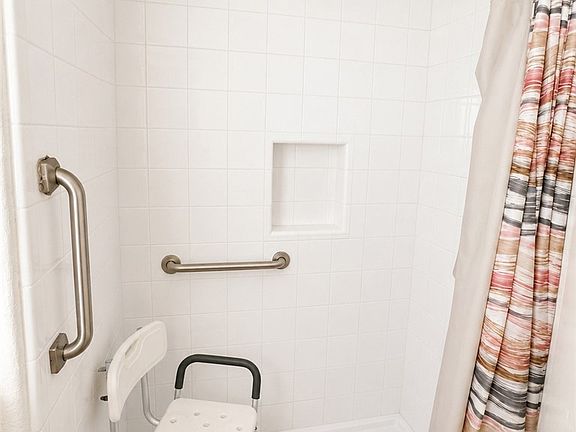 5th image of 15621 Beach Blvd Space 84