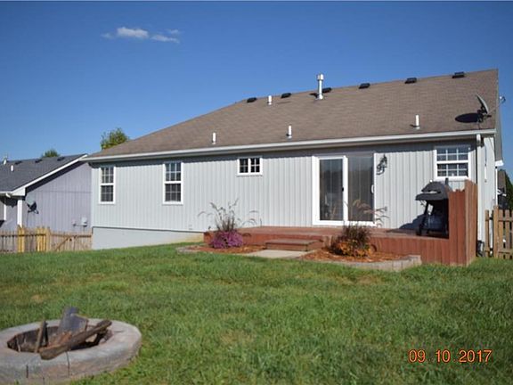 3rd image of 846 Lee Ann Dr